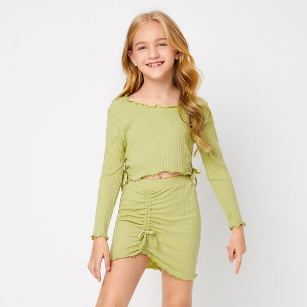 

Girls Lettuce Trim Drawstring Detail Crop Top & Skirt Set, Lime green
