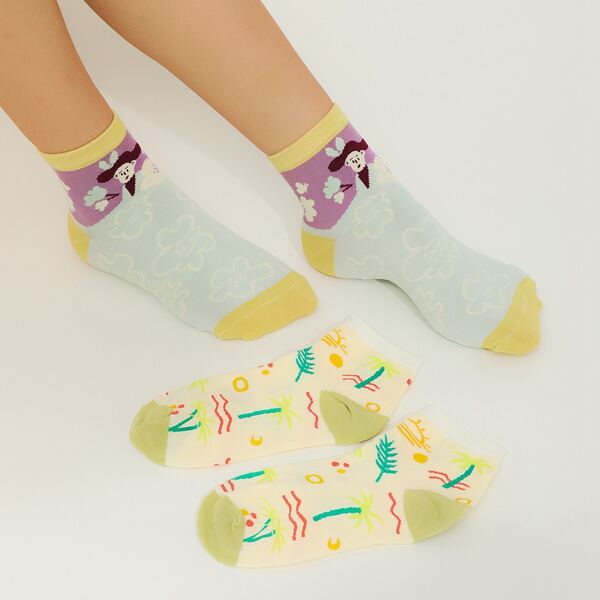 

2pairs Cartoon Graphic Socks, Green