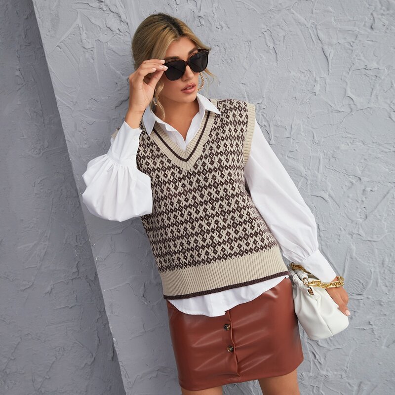 

V-neck Argyle Pattern Sweater Vest, Multicolor