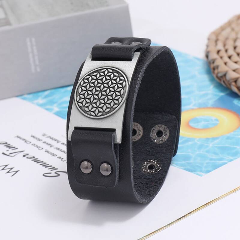 

Guys Metal Button PU Leather Bracelet, Black