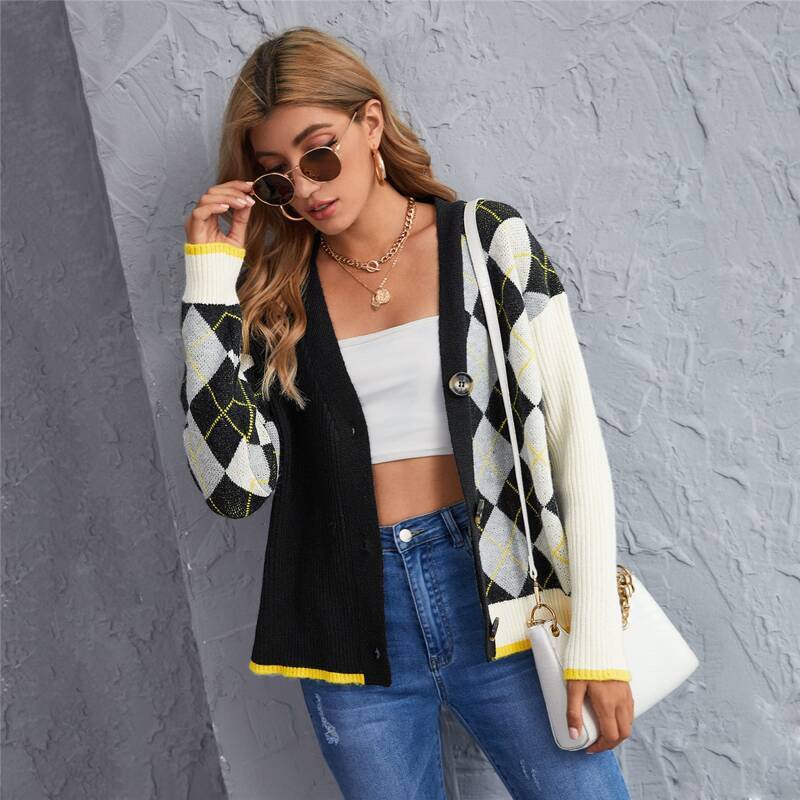 

Argyle Pattern Button Front Cardigan, Multicolor