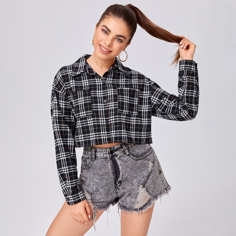 

Double Pocket Plaid Crop Shirt, Black and white
