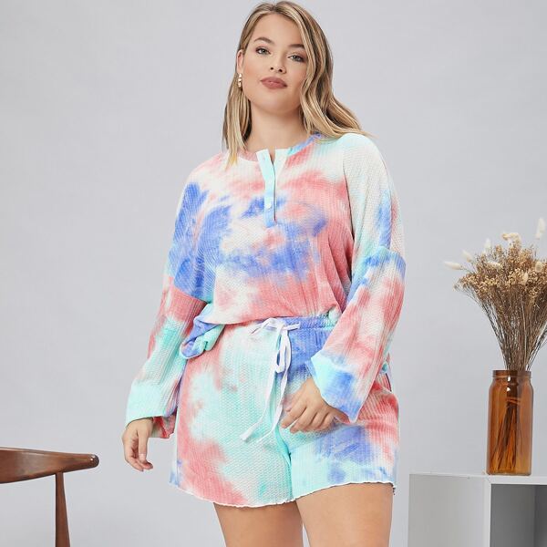 

Plus Drop Shoulder Tie Dye Tee & Lettuce Trim Shorts PJ Set, Multicolor