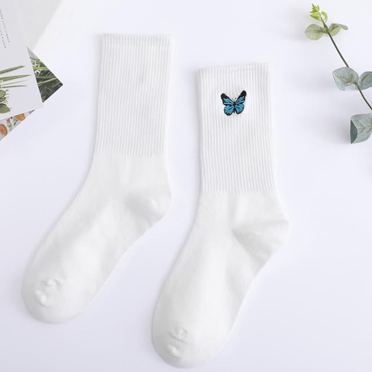

2pairs Butterfly Socks, Black and white
