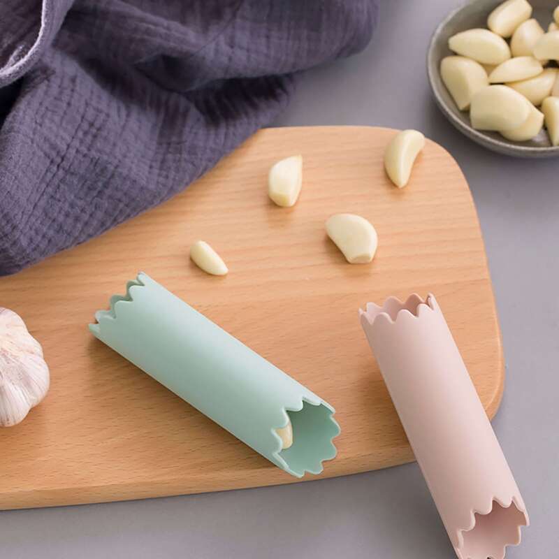 

1pc Random Silicone Garlic Peeling Tool, Multicolor