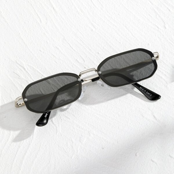 

Men Geometric Design Sunglasses
