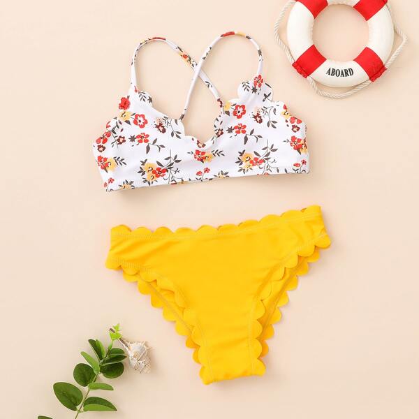 

Girls Floral Scalloped Trim Bikini Swimsuit, Multicolor
