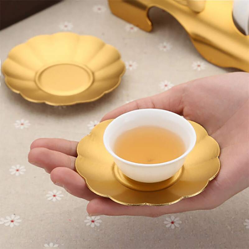 

1pc Flower Shaped Coaster, Gold