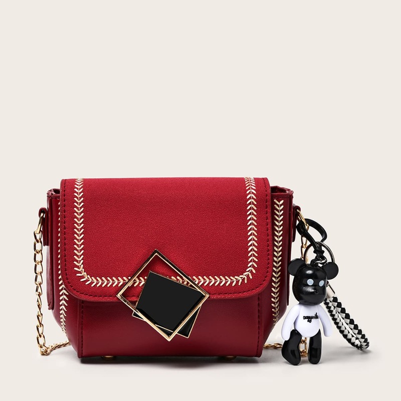 

Geometric Buckle Flap Chain Crossbody Bag, Red
