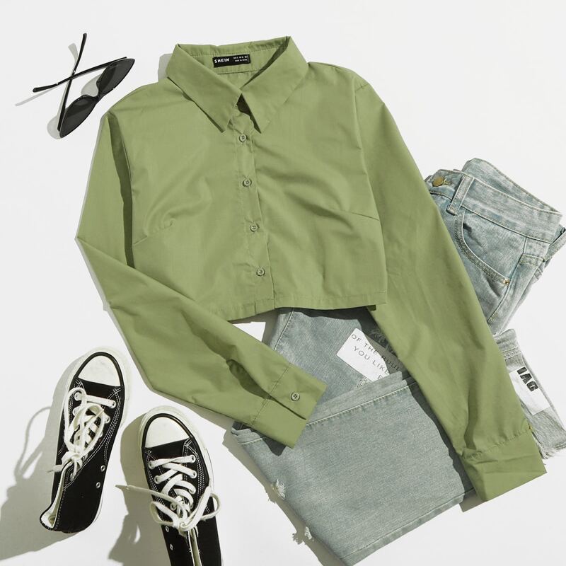 

Button Front Solid Crop Blouse, Lime green