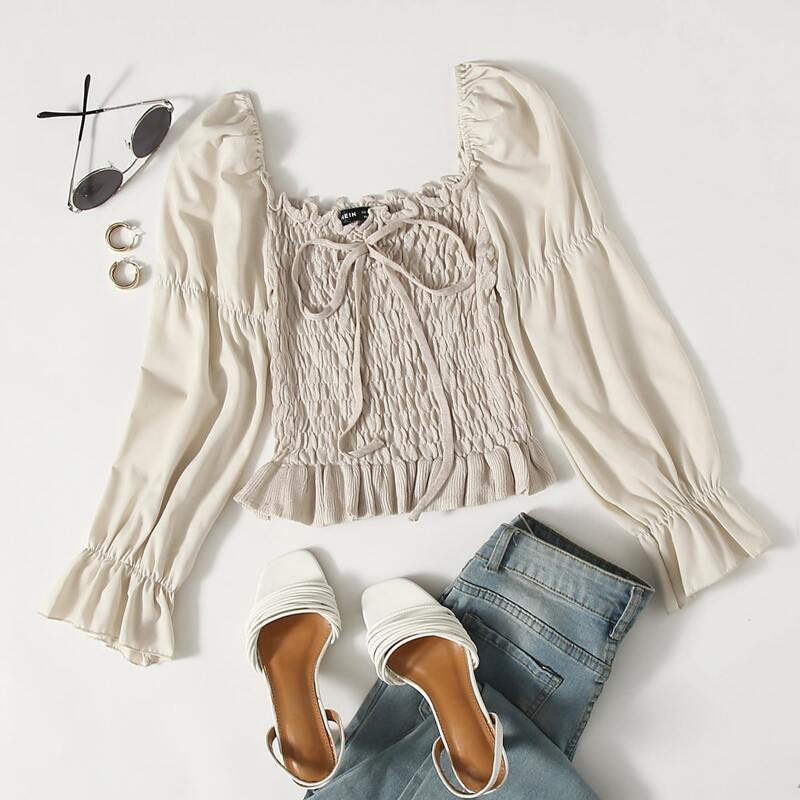 

Knot Front Gathered Flounce Sleeve Sweater, White