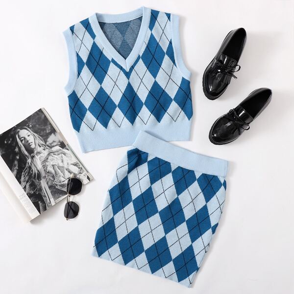 

V-neck Argyle Tank Knit Top and Skirt Set, Blue