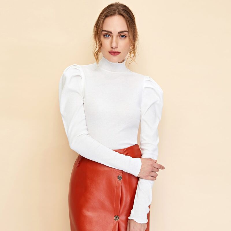 

Lettuce Edge Gigot Sleeve Rib-knit Tee, White
