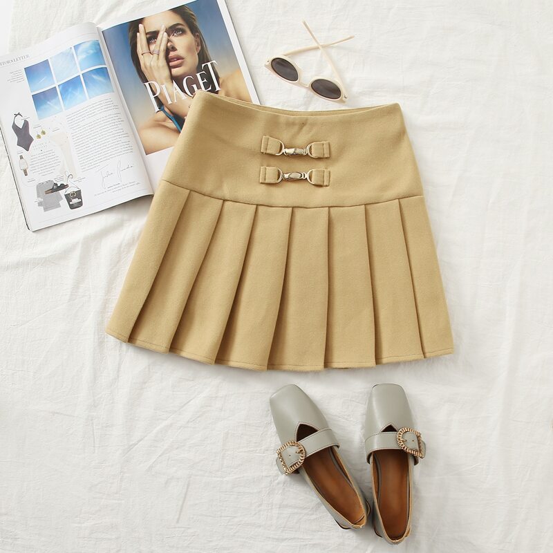

Buckle Detail Pleated Skirt, Khaki