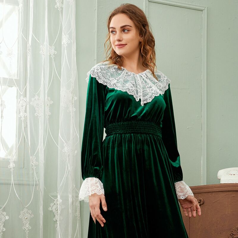 

Lace Trim Shirred Waist Velvet Dress, Dark green