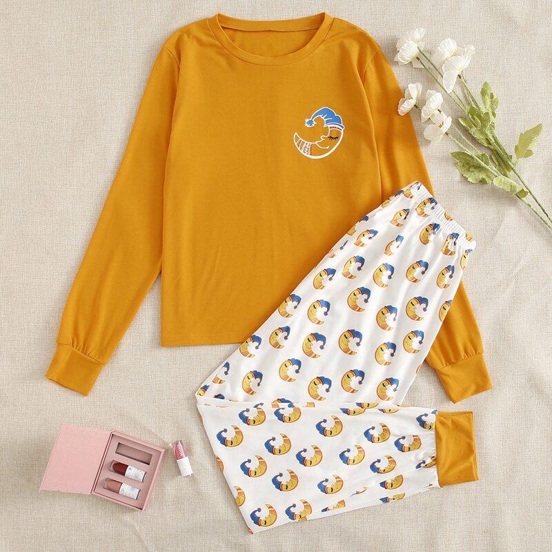 

Moon Print Sweatshirt & Pants PJ Set, Multicolor