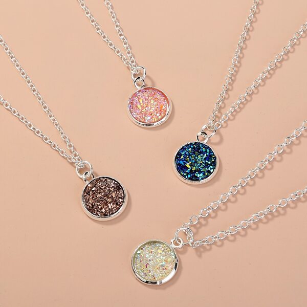 

4pcs Round Charm Necklace, Multicolor