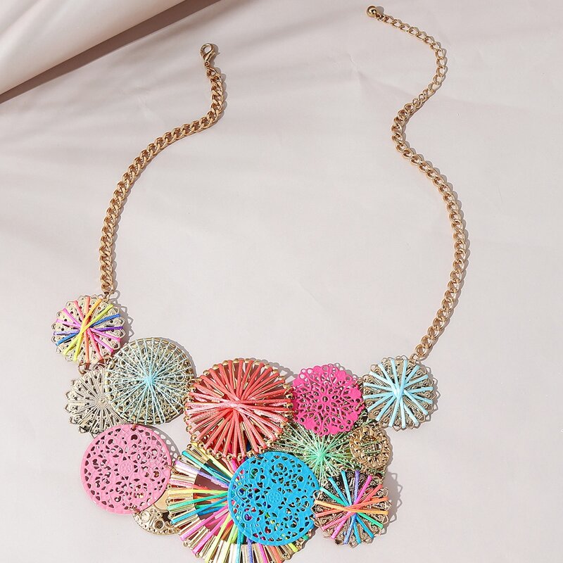 

Woven Round Decor Necklace, Multicolor