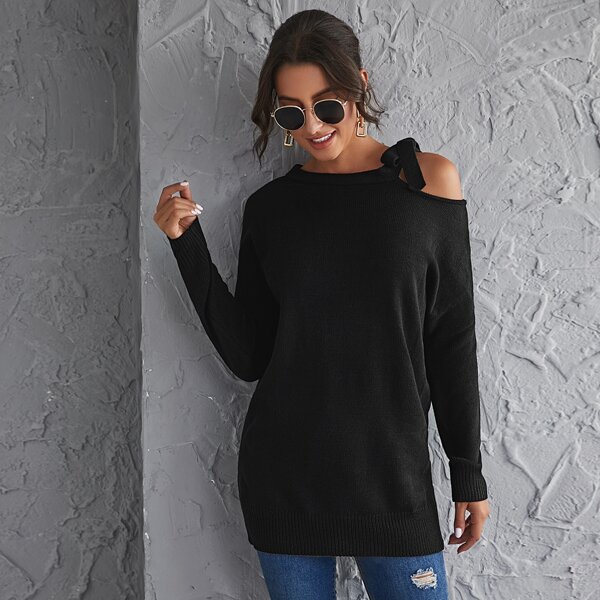 

Knot Shoulder Solid Sweater, Black