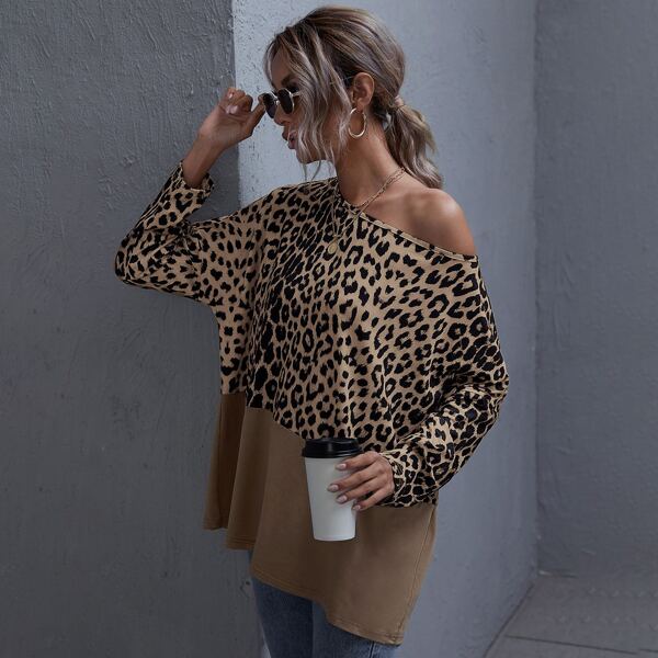 

Drop Shoulder Leopard Oversize Tee, Multicolor