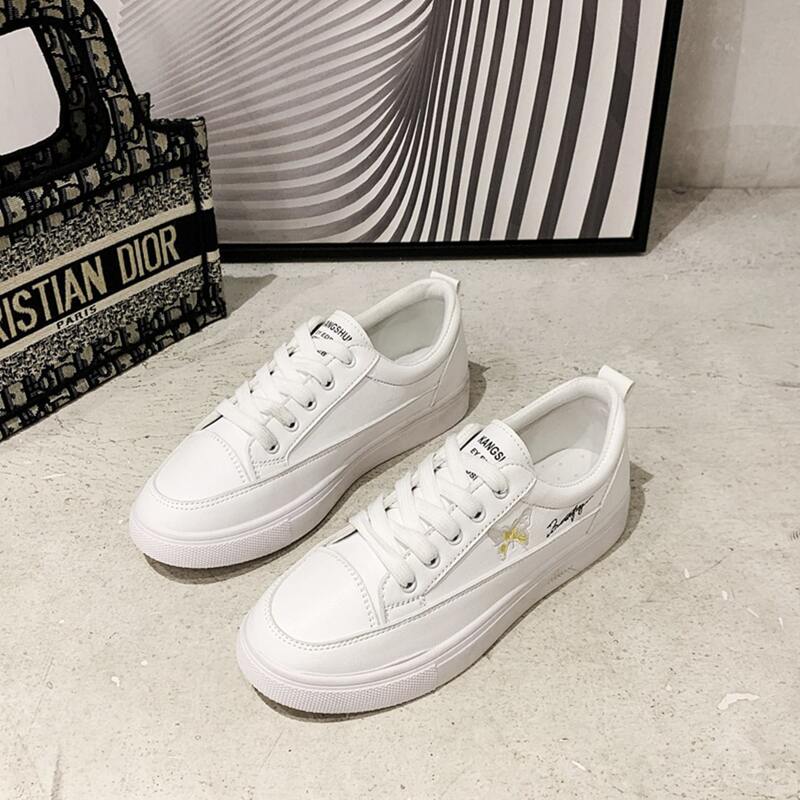

Butterfly Lace-up Skate Shoes, White