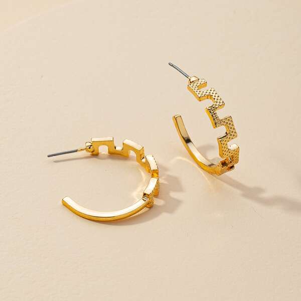 

Structured Cuff Hoop Earrings, Gold