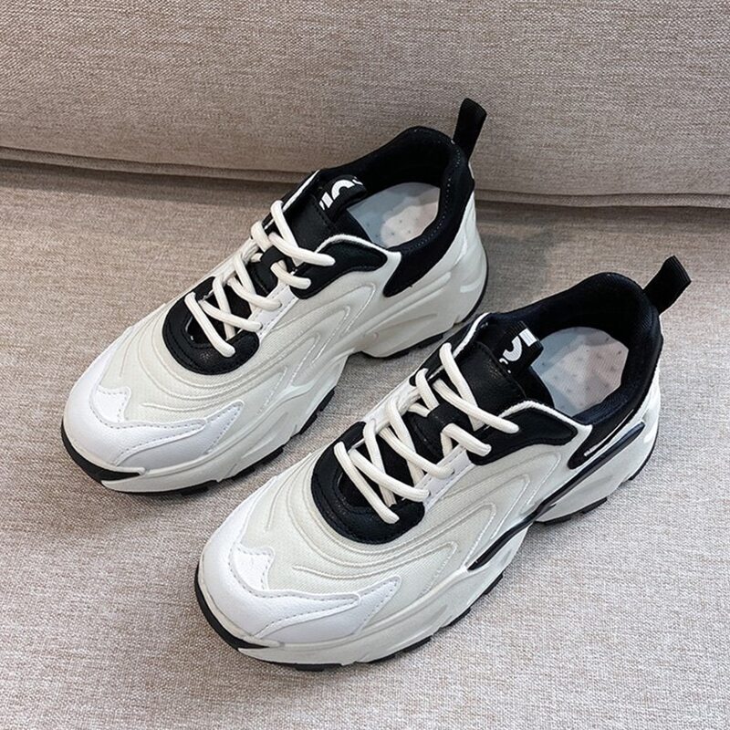 

Colorblock Lace-up Chunky Trainers, Black and white