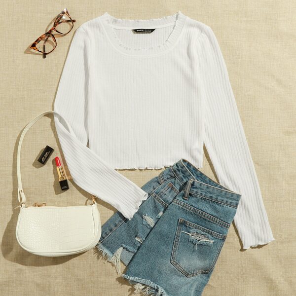 

Lettuce Trim Fitted Crop Top, White