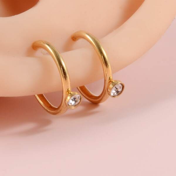 

Rhinestone Decor Ear Cuff, Gold