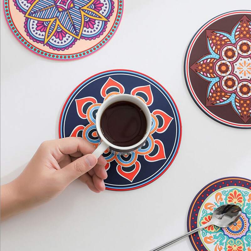 

1pc Mandala Print Random Coaster, Multicolor