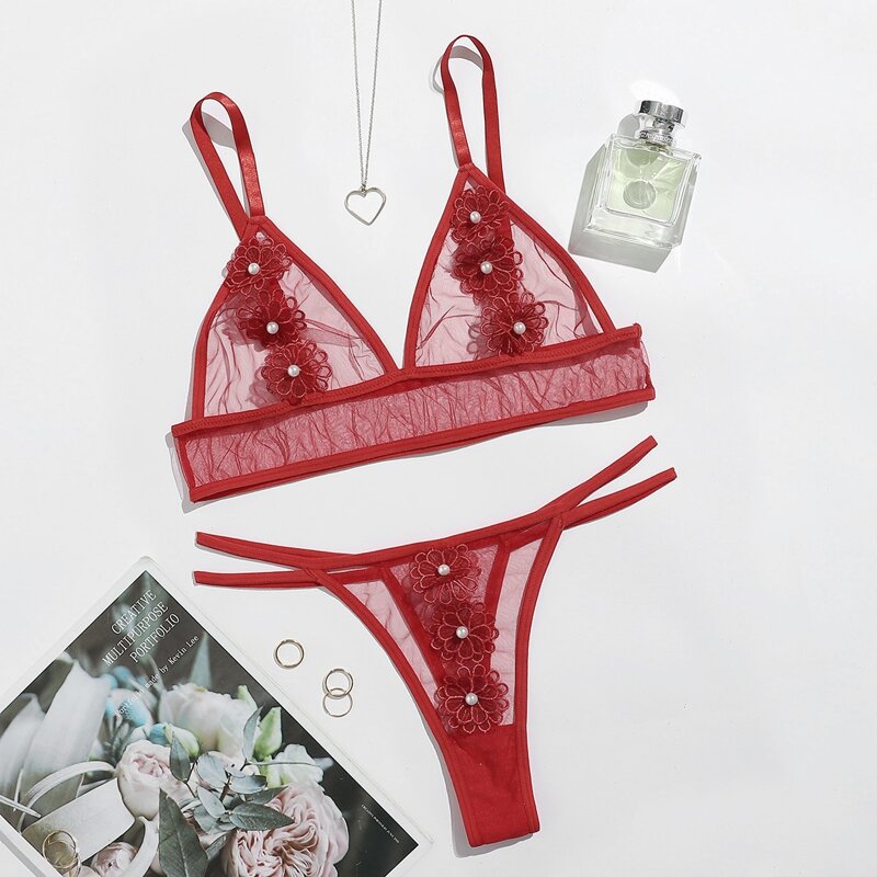 

Floral Applique Triangle Mesh Lingerie Set, Red