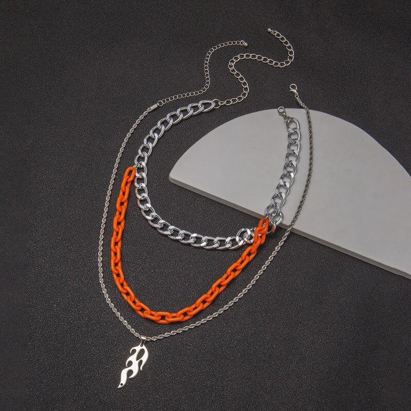 

2pcs Guys Flame Pendant Chain Necklace, Multicolor