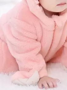 SHEIN Bebé niña Mameluco de dormir con dibujos animados con diseño de oreja 3D con lazo de pie de franela con capucha - Rosa Pálido - Ver 4