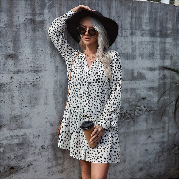 

V-neck Allover Print Ruffle Hem Smock Dress, White