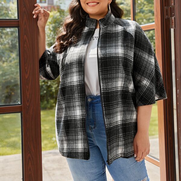 

Plus Plaid Zip Up Overcoat, Black and white