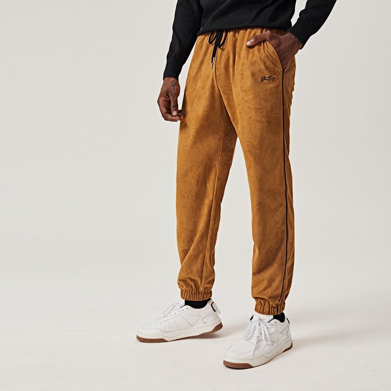 

Guys Letter Embroidery Contrast Tipping Suede Pants, Brown