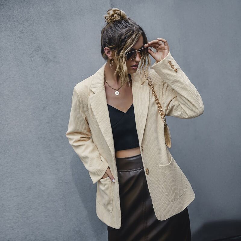 

Lapel Neck Dual Pocket Blazer, Beige