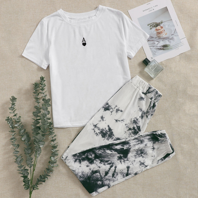 

Heart Embroidery Tee & Tie Dye Sweatpants, Black and white