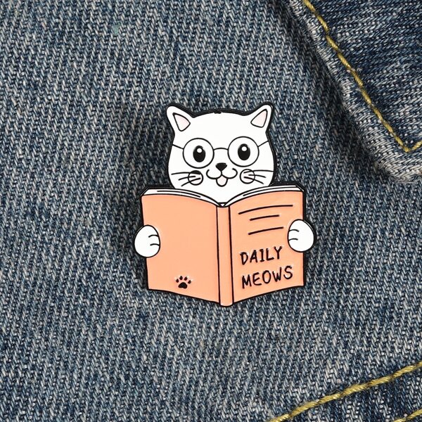 

Cat Design Brooch, Multicolor