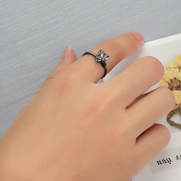 

Crystal Decor Ring, Gun black