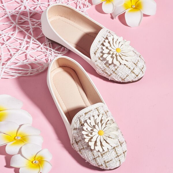 

Toddler Girls Flower Appliques Flats, White