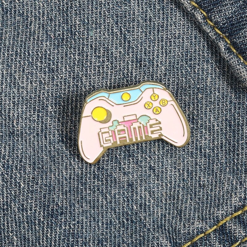 

Game Machine Handle Brooch, Multicolor
