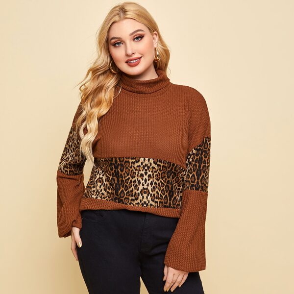 

Plus Turtleneck Contrast Leopard Panel Top, Rust brown