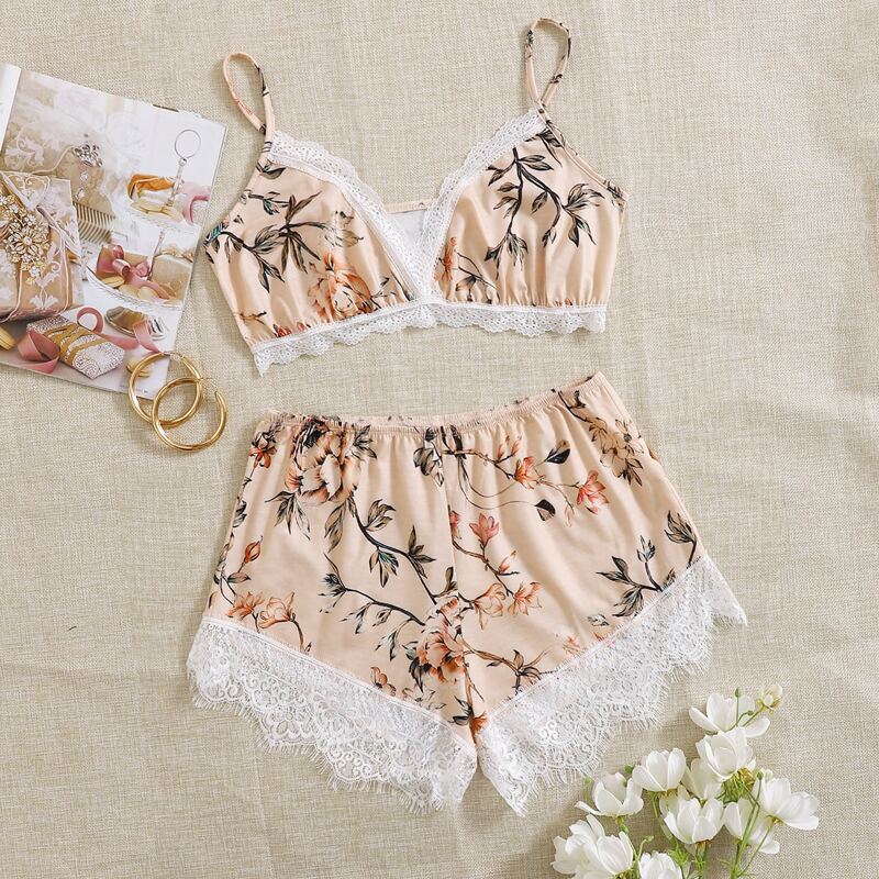 

Floral Print Eyelash Lace Trimed Crop Cami Top & Shorts PJ Set, Multicolor