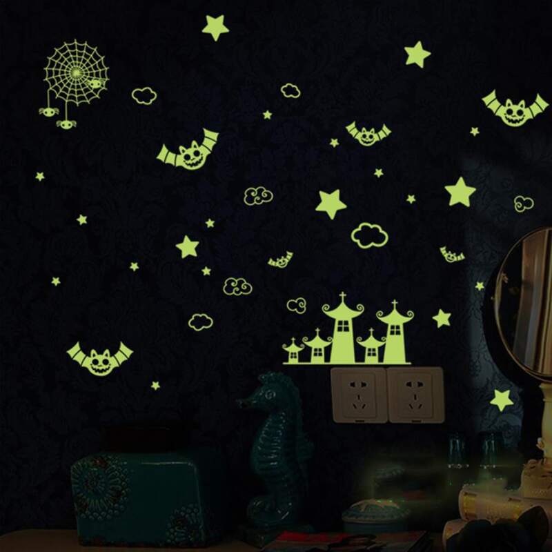 

Halloween Bat Luminous Wall Sticker, Green
