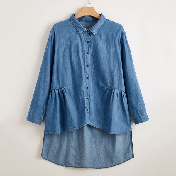 

Plus Collared Buttoned Front Dip Hem Denim Blouse, Medium wash