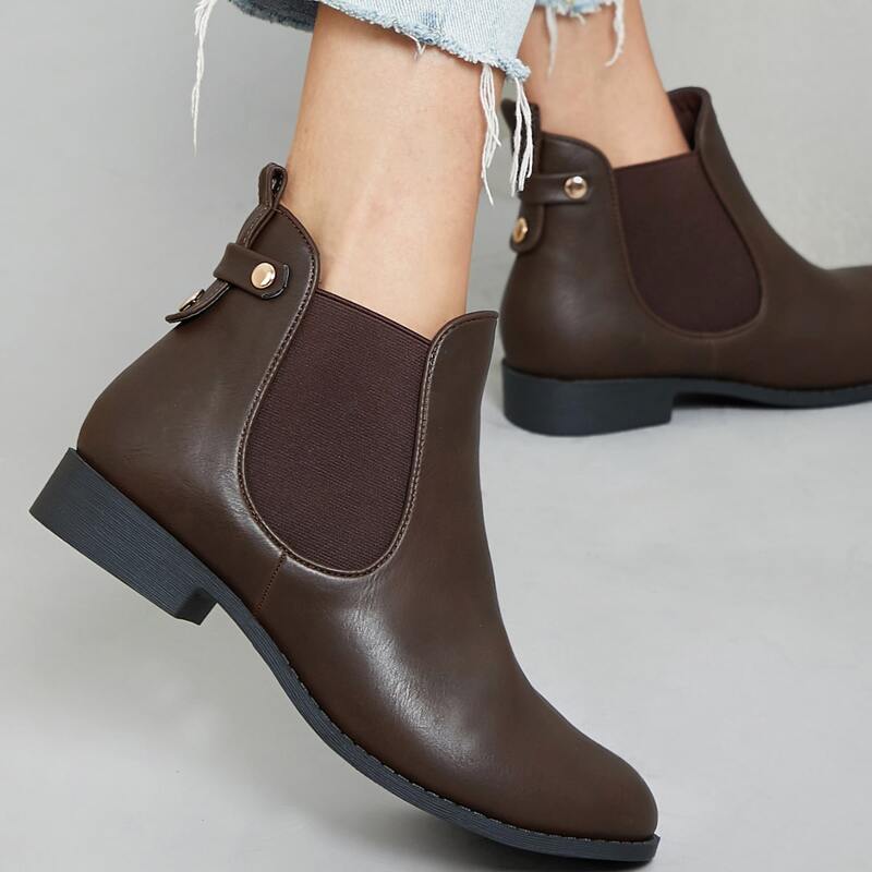 

Round Toe Side Goring Ankle Booties, Brown