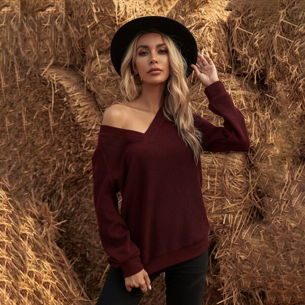 

Raglan Sleeve Solid Sweatshirt, Maroon
