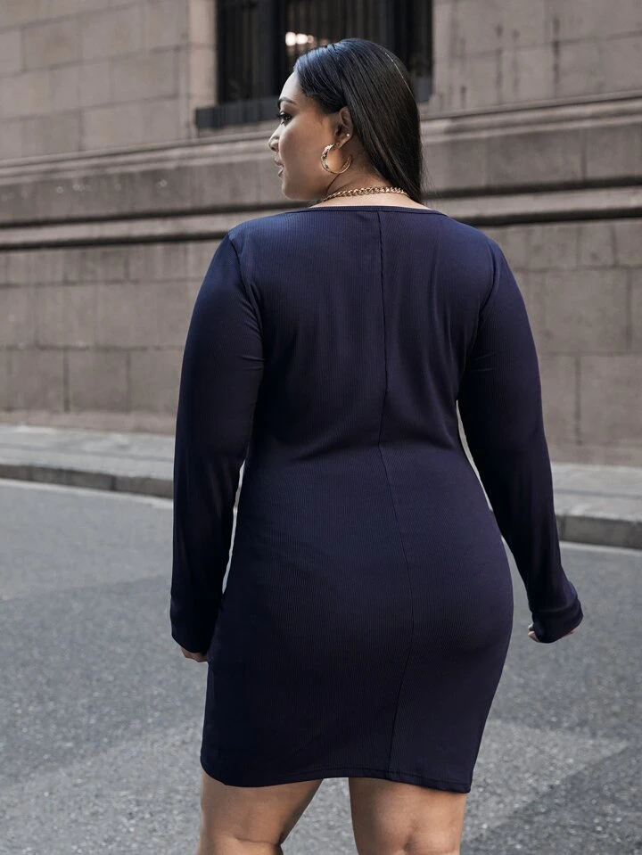 Our Plus Scoop Neck Rib-knit Fitted Dress is such a vibe - ROMWE
