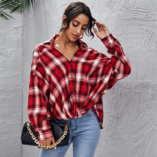 

Collared Buttoned Front Twist Hem Plaid Blouse, Multicolor